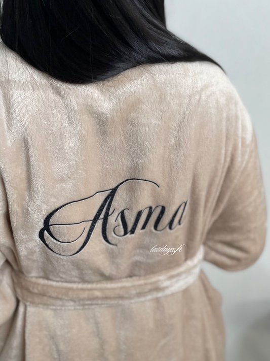 Peignoir Pilou, Nude