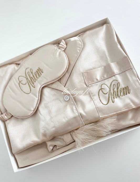 Box Pyjama plume